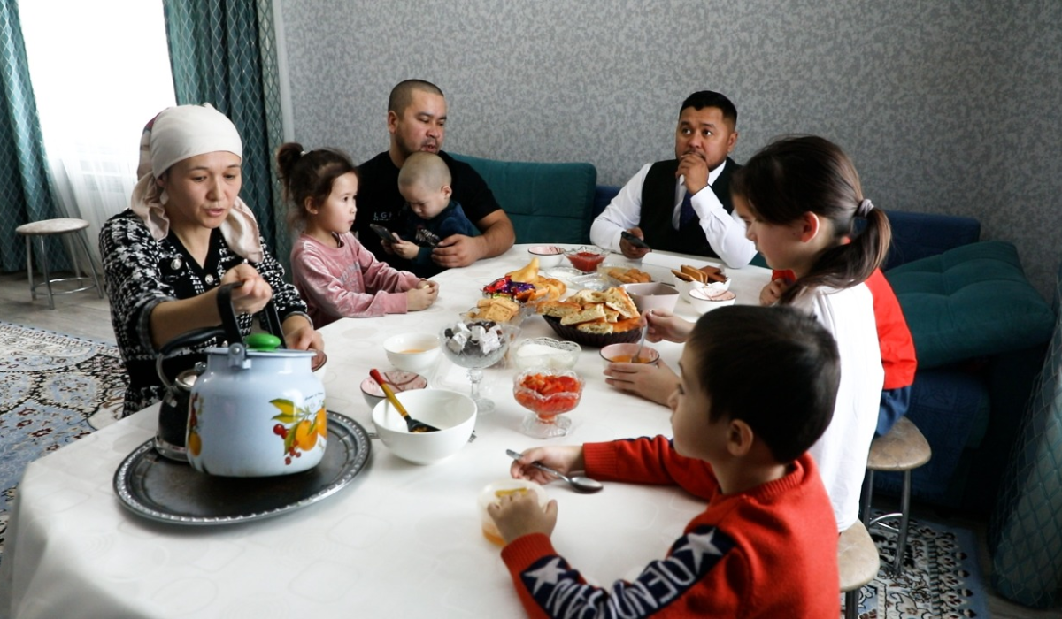 Достар порно нұсқасы Мега сиськи порно видео 8